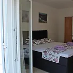 Cozy Apartment Skalini